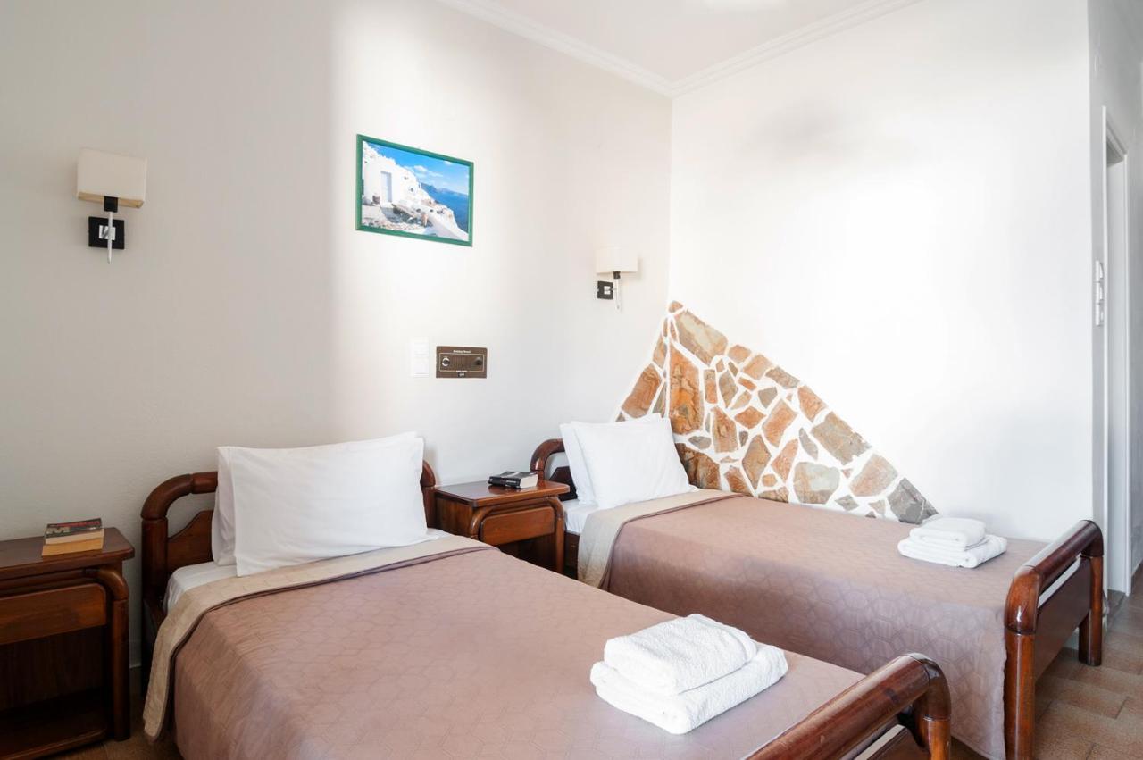 Holiday Beach Resort Santorini Perissa  Exterior foto