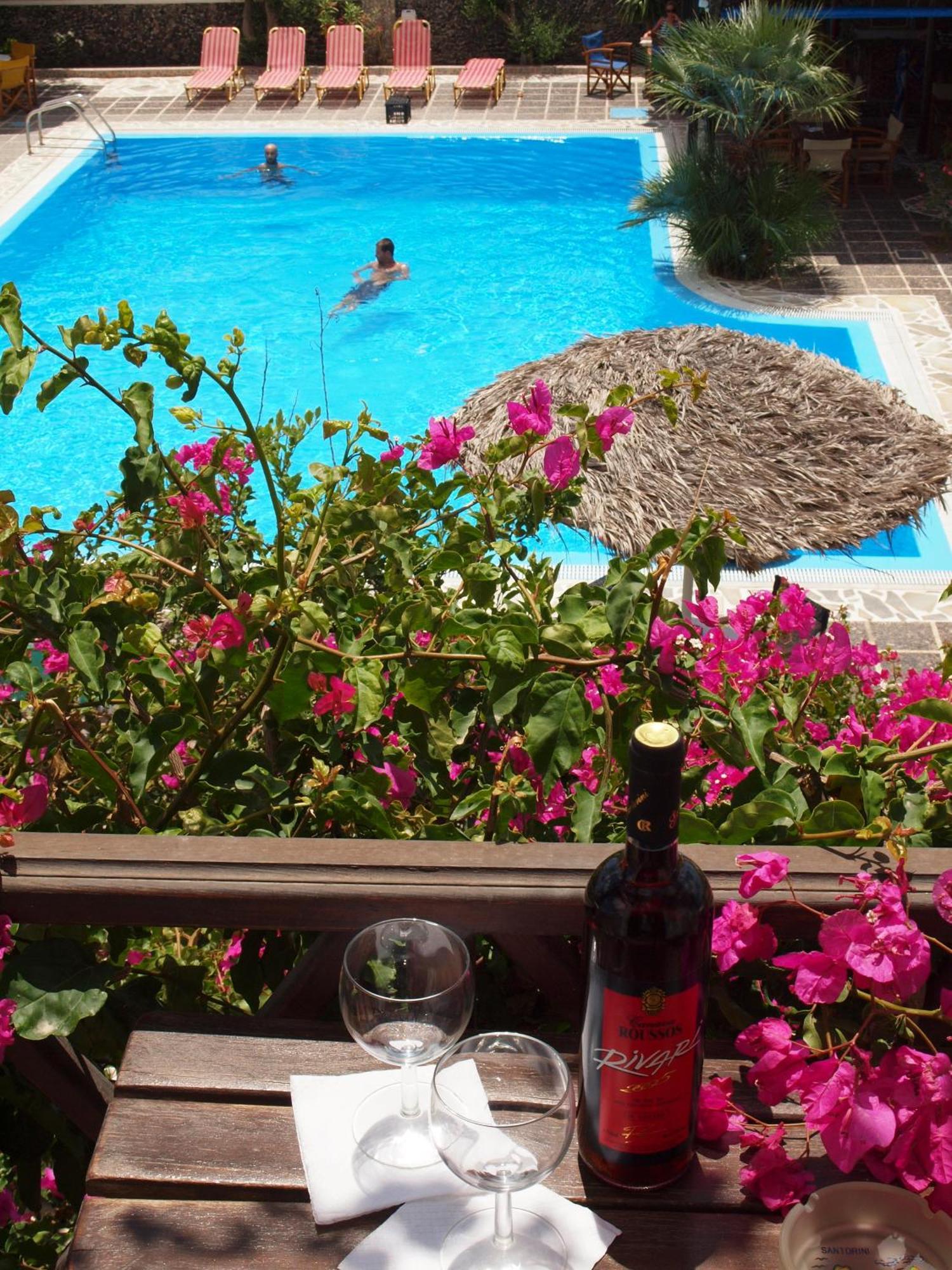 Holiday Beach Resort Santorini Perissa  Exterior foto